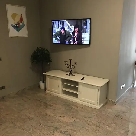 Anfite Castelletto * פסקיארה דל גארדה